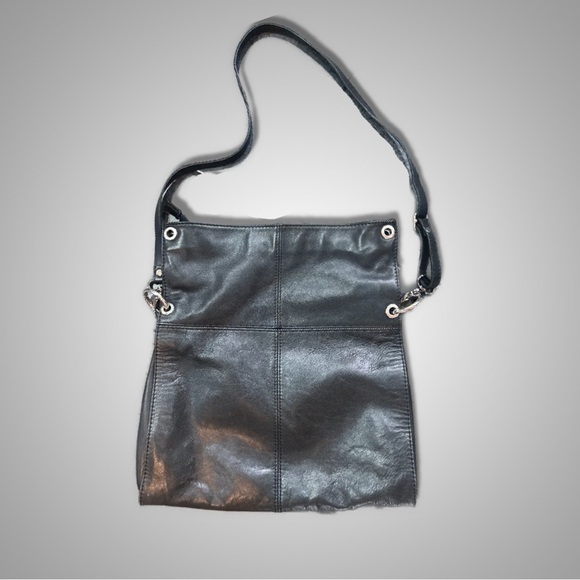Buttery soft leather bag - Picture 2 of 16